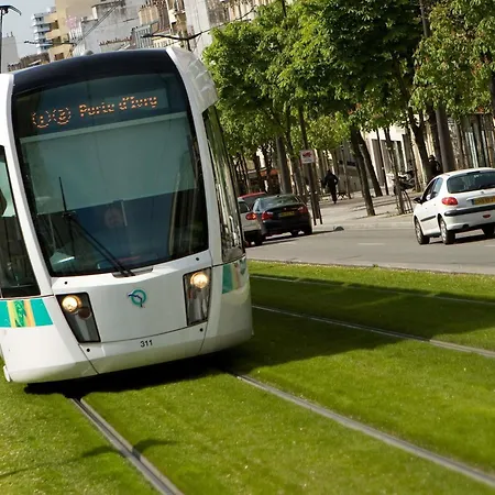 Hotelf1 Paris Denis Universite