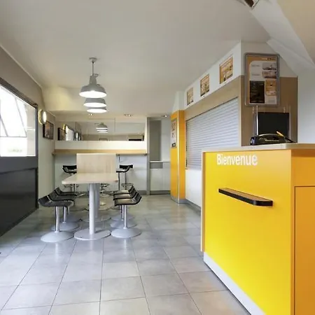 Hotel Hotelf1 Paris Denis Universite