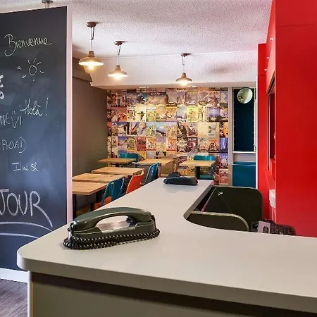 Hotelf1 Paris Denis Universite 생드니